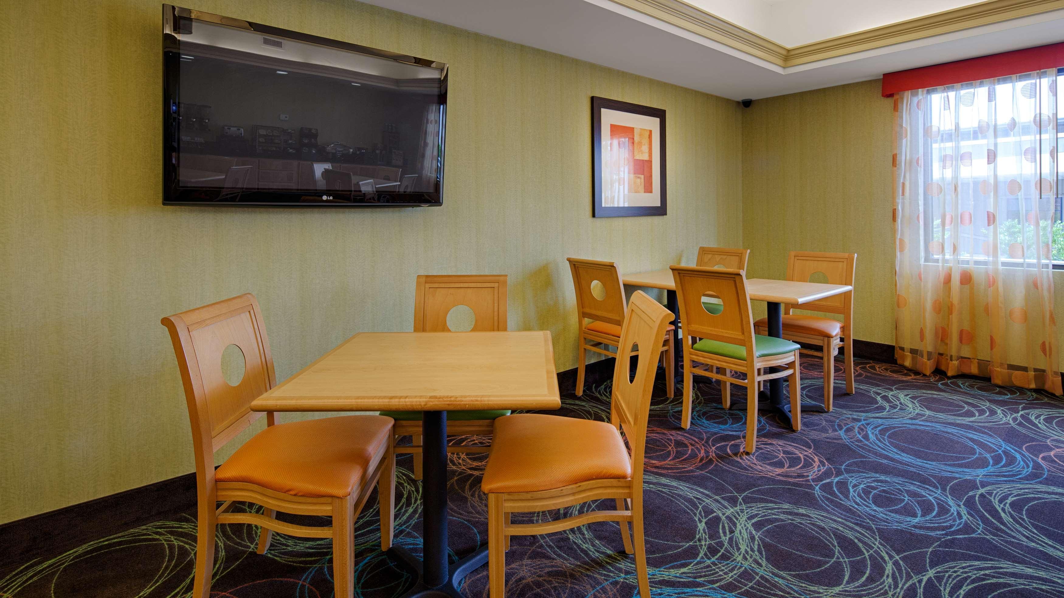Best Western Plus Glen Allen Inn Eksteriør billede